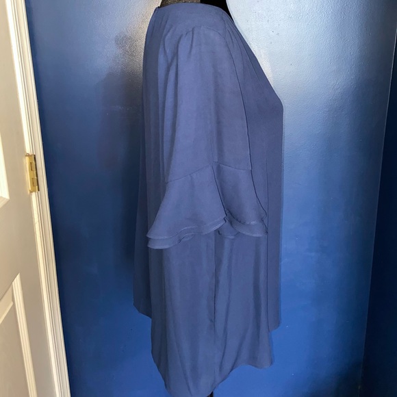 Blue blouse - Picture 3 of 5